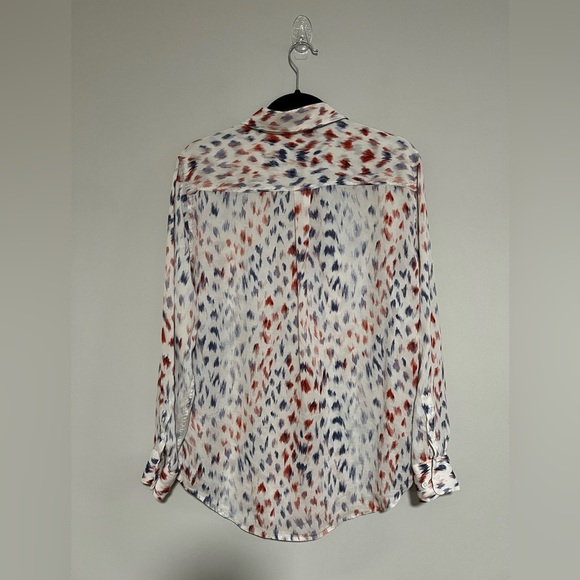 Equipment Multicolored Animal Print Silk Button Down Size Medium - Picture 2 of 8